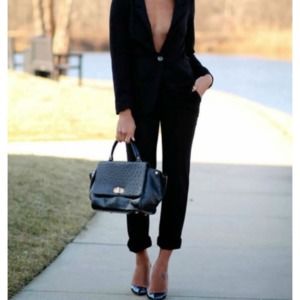 Meet your Posher, Loleta